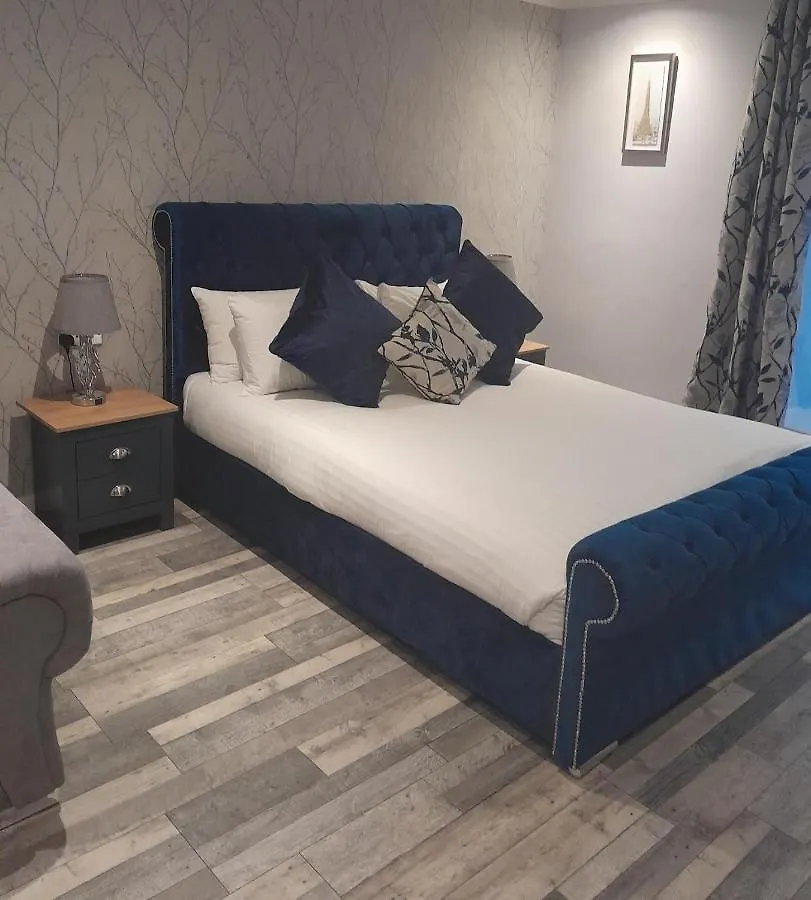 ***  The Hillcrest Hotel Widnes United Kingdom