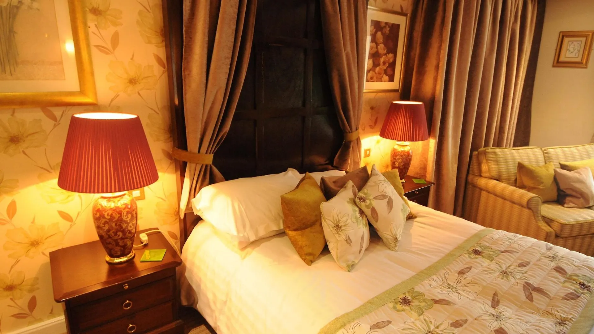 The Hillcrest Hotel Widnes 3*,